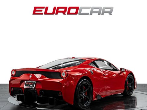 Used 2015 Ferrari 458 Speciale Coupe RWD image 5