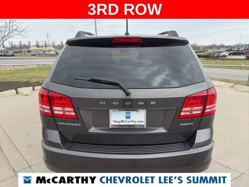 Used 2019 Dodge Journey SE image 13