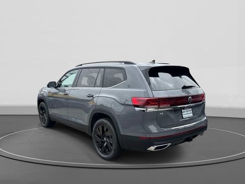 New 2026 Volkswagen Atlas SE FWD image 3