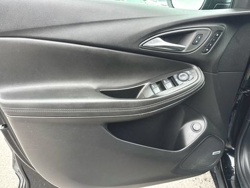 Used 2024 Buick Encore GX Avenir w/ Avenir Technology Package FWD image 21