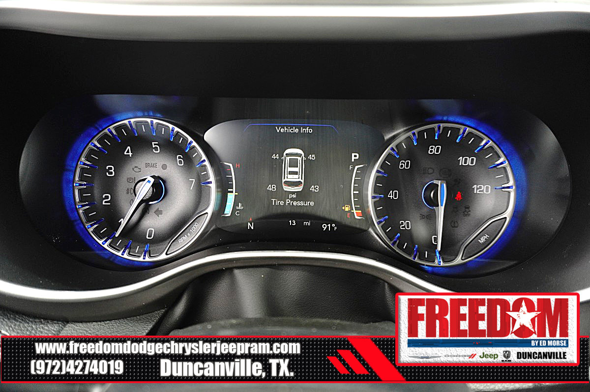New 2027 Chrysler Pacifica Select FWD image 19