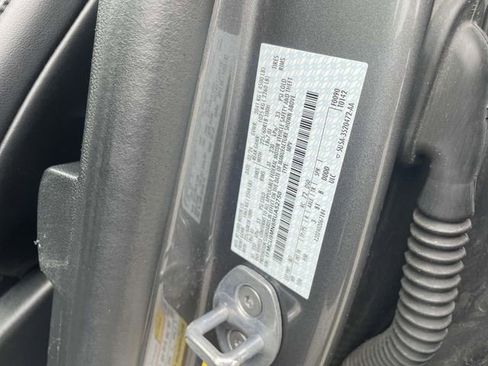 Used 2024 Ford Escape ST-Line image 22