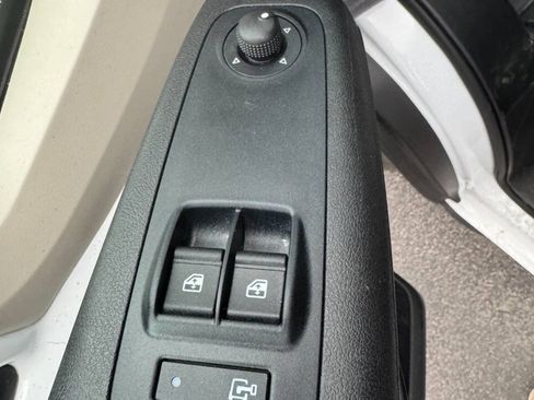Used 2022 RAM ProMaster 2500 FWD image 16