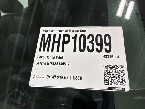 Used 2025 Honda Pilot Touring image 35