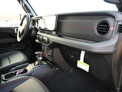 New 2026 Jeep Wrangler Unlimited Rubicon image 23