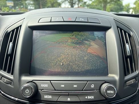 Used 2016 Buick Regal Premium image 24