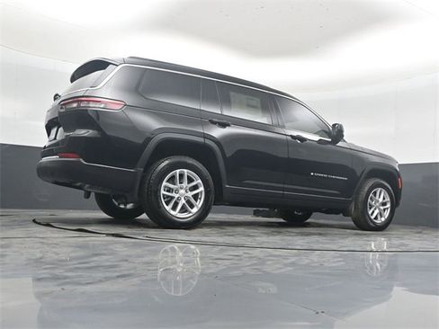 New 2025 Jeep Grand Cherokee L Laredo image 41