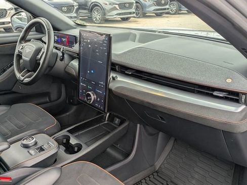 Used 2021 Ford Mustang Mach-E GT image 31
