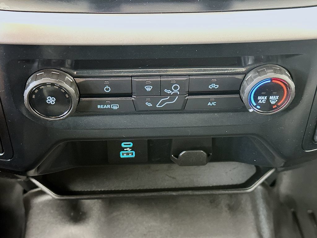 Used 2022 Ford F150 XLT w/ Trailer Tow Package AWD/4WD image 18