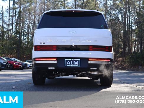 Used 2025 Hyundai Santa Fe Limited image 7