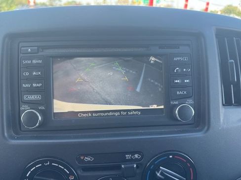 Used 2017 Nissan NV200 SV w/ Technology Package FWD image 11