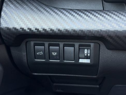 Certified 2025 Subaru Ascent Premium AWD/4WD image 17