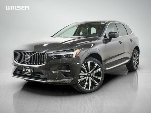 Used 2023 Volvo XC60 B5 Ultimate w/ Climate Package AWD/4WD image 1