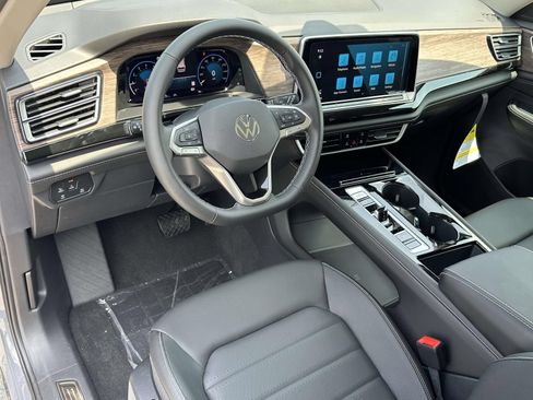 New 2026 Volkswagen Atlas SEL AWD/4WD image 10