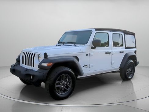 Used 2024 Jeep Wrangler Unlimited Sport AWD/4WD image 13