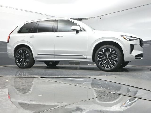 Used 2026 Volvo XC90 T8 Plus w/ Protection Package Premier AWD/4WD image 34