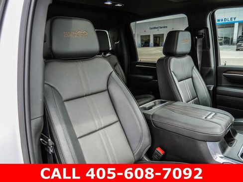 Certified 2025 Chevrolet Silverado 2500 High Country w/ High Country Premium Package AWD/4WD image 21
