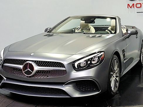 Used 2017 Mercedes-Benz SL 450 image 3