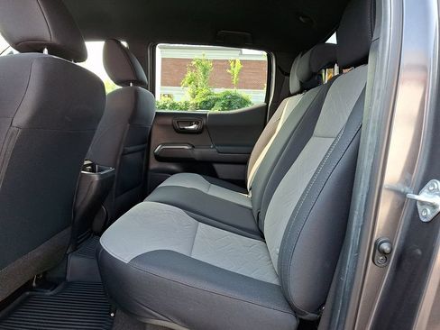 Certified 2023 Toyota Tacoma TRD Sport AWD/4WD image 10