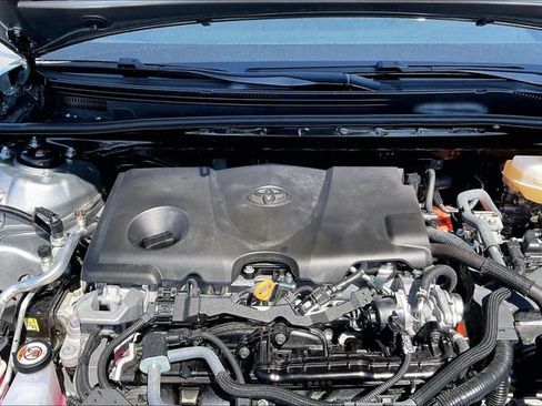 Used 2025 Toyota Camry SE FWD image 31