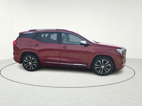 Used 2018 GMC Terrain Denali w/ Advanced Safety Package FWD image 8