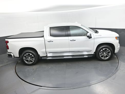 Used 2024 Chevrolet Silverado 1500 High Country w/ Z71 Off-Road Package AWD/4WD image 42