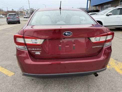 Used 2018 Subaru Impreza 2.0i image 12
