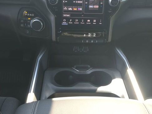Used 2025 RAM 1500 Big Horn AWD/4WD image 20