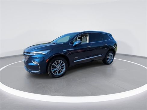Used 2022 Buick Enclave Avenir w/ Trailering Package, 5000 lbs. image 4