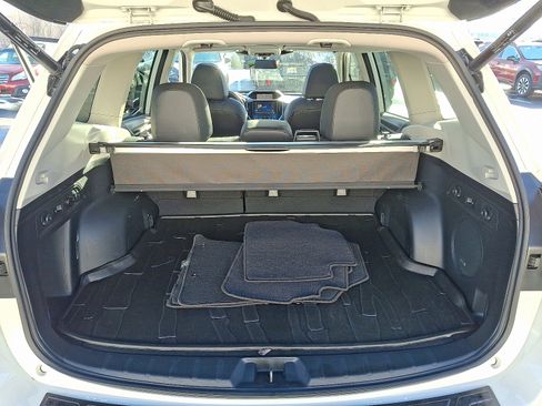 Certified 2023 Subaru Forester Limited image 29