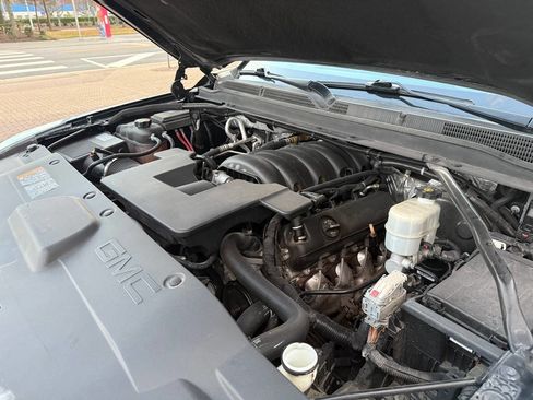 Used 2017 GMC Yukon Denali w/ Open Road Package image 28