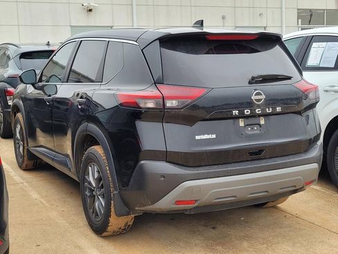 Used 2022 Nissan Rogue S FWD image 5