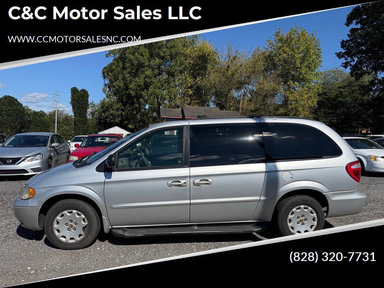 Used 2002 Chrysler Town & Country eL FWD image 1