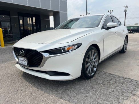 Used 2023 MAZDA MAZDA3 s FWD image 1