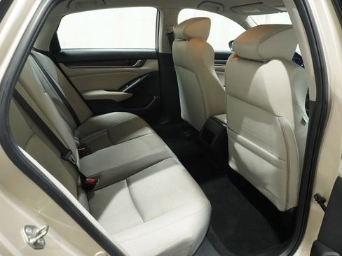 Used 2019 Honda Accord LX image 14