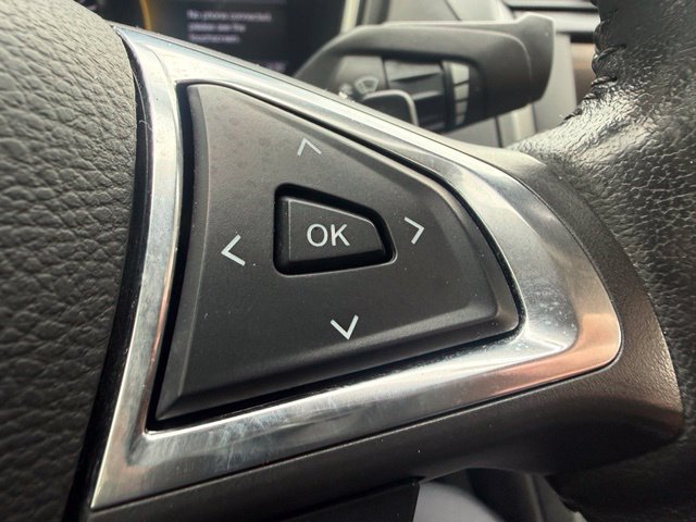 Used 2016 Ford Fusion SE w/ Equipment Group 202A FWD image 17
