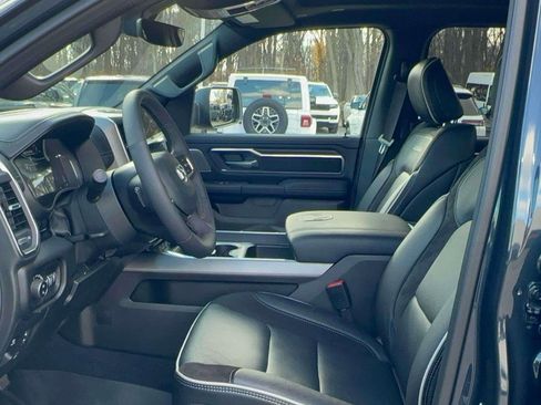 Used 2026 RAM 1500 Laramie w/ Night Edition image 15