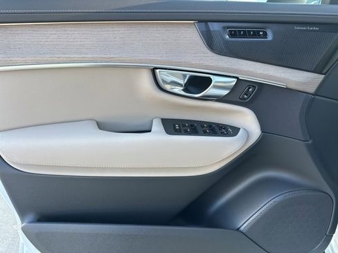 New 2026 Volvo XC90 B6 Plus w/ Protection Package Premier image 12