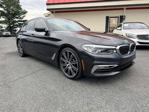 Used 2017 BMW 540i RWD image 3