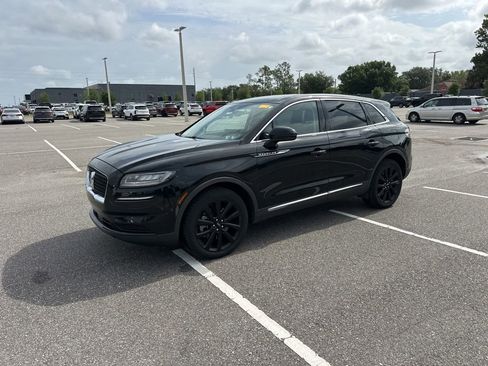 Used 2021 Lincoln Nautilus Reserve w/ Monochromatic Package AWD/4WD image 14