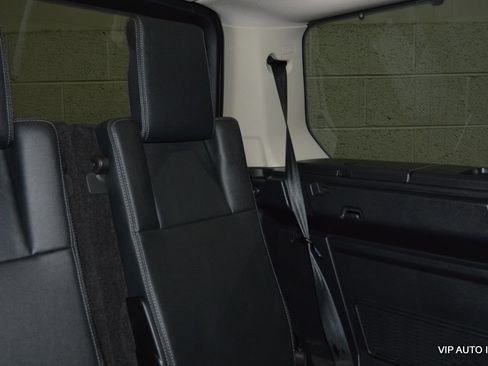 Used 2016 Land Rover LR4 HSE Silver Edition AWD/4WD image 30
