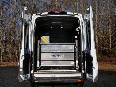 Used 2022 Ford E-Transit 148 High Roof w/ Interior Upgrade Package image 7