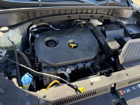 Used 2017 Hyundai Tucson SE image 28