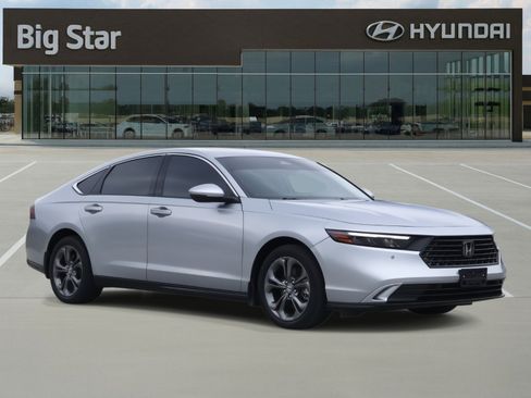 Used 2023 Honda Accord EX-L image 6