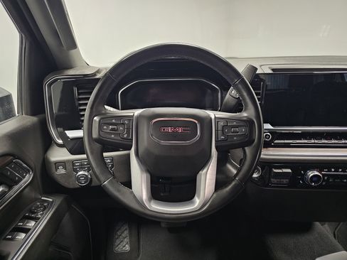 Used 2024 GMC Sierra 2500 SLT image 14