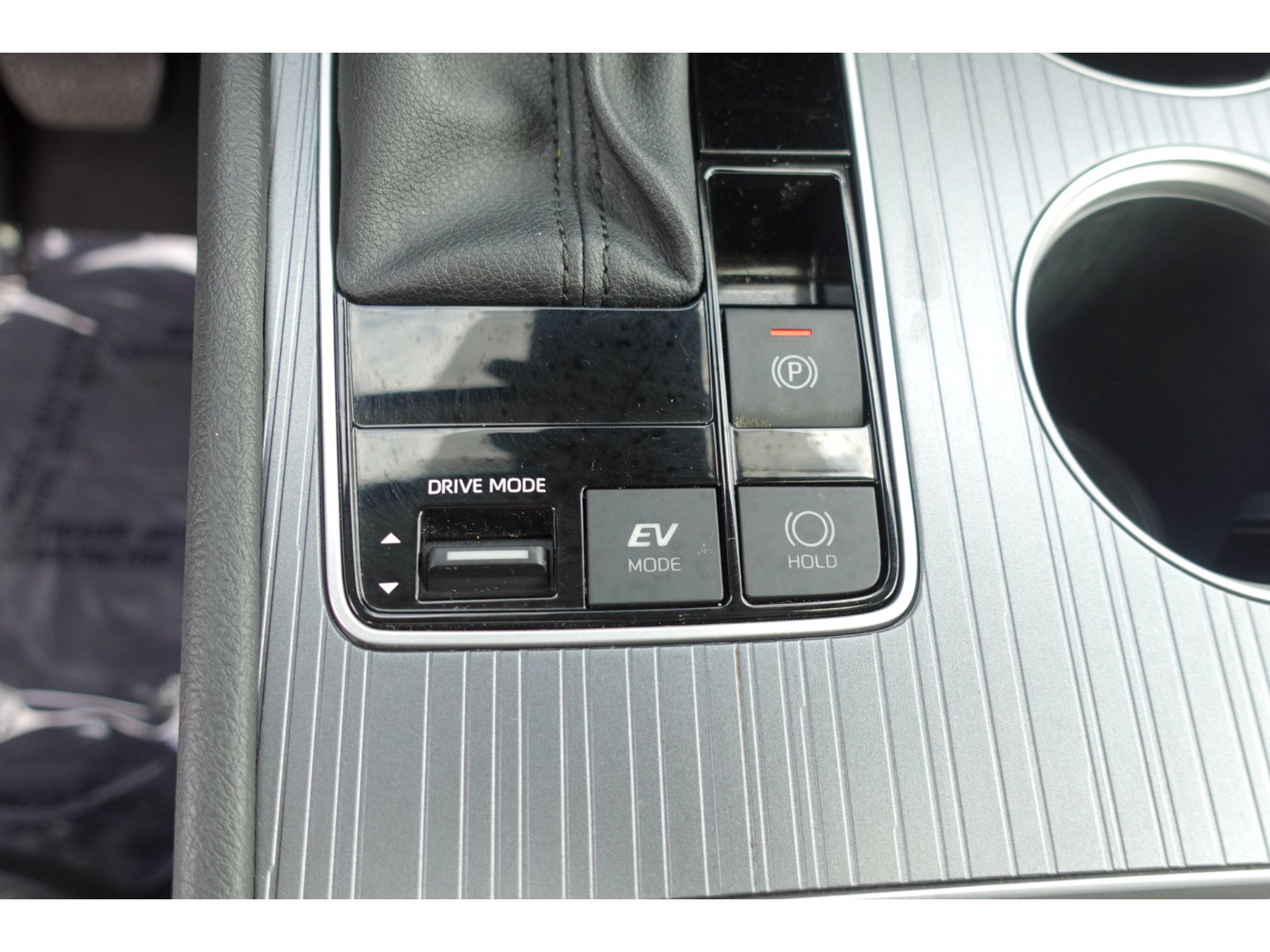 Certified 2025 Toyota Sienna XLE FWD image 19