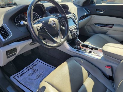 Used 2016 Acura TLX FWD image 11