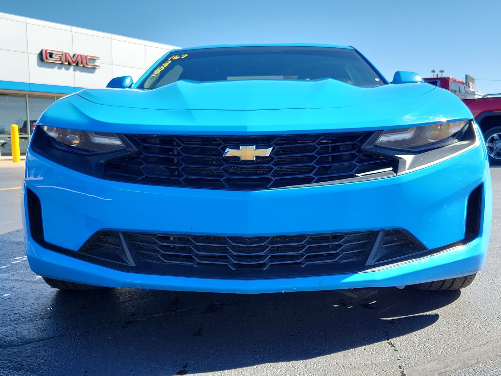 Used 2023 Chevrolet Camaro LT RWD image 7