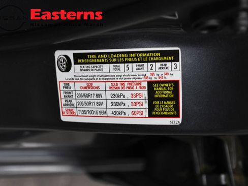 Used 2021 Nissan Versa SR FWD image 33