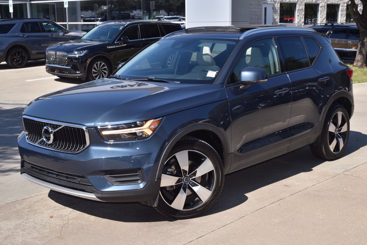 Used 2022 Volvo XC40 T5 Momentum AWD/4WD image 38
